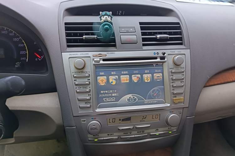 Used Toyota Camry 2011 200G Classic Anniversary Edition Audio And AC Panel