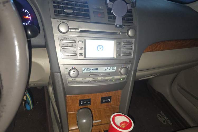 Used Toyota Camry 2011 200G Classic Anniversary Edition Audio And AC Panel