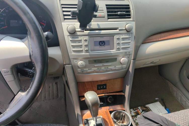 Used Toyota Camry 2011 240G Classic Anniversary Edition Audio And AC Panel