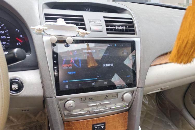 Used Toyota Camry 2011 200E Elite Sunroof Edition Audio And AC Panel