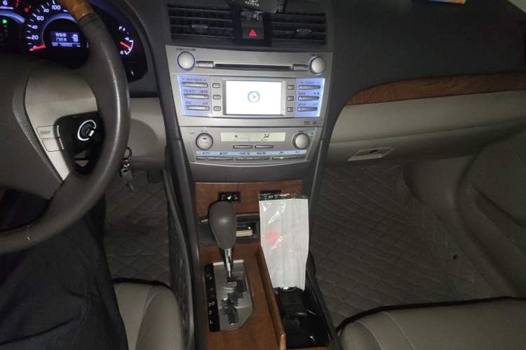 Used Toyota Camry 2011 200G Classic Anniversary Edition Audio And AC Panel