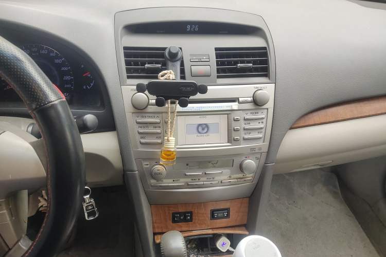 Used Toyota Camry 2011 200G Classic Anniversary Edition Audio And AC Panel