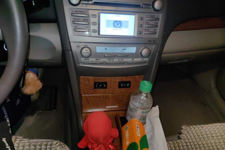Used Toyota Camry 2011 200G Classic Anniversary Edition Audio And AC Panel