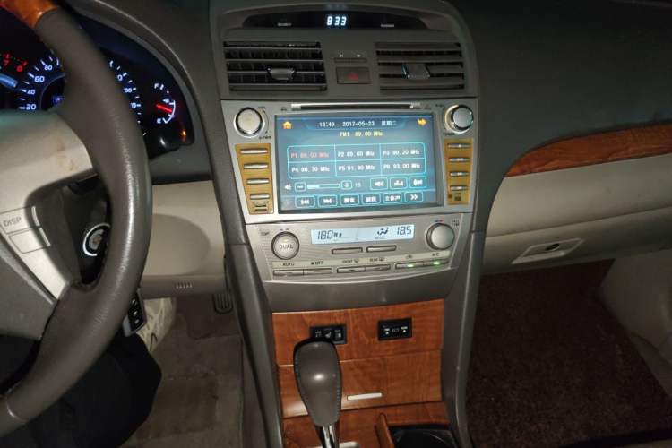 Used Toyota Camry 2011 200G Luxury Anniversary Edition Audio And AC Panel
