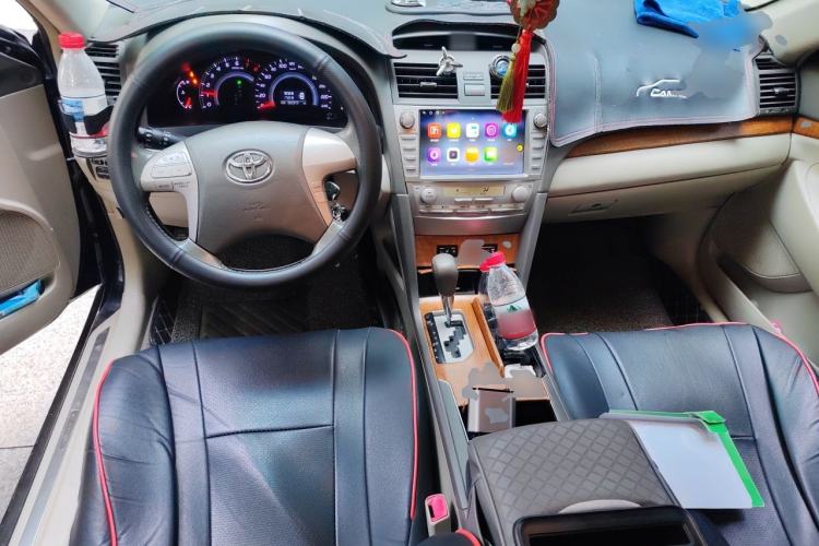 Used Toyota Camry 2011 200G Classic Anniversary Edition Center Console