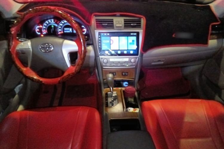 Used Toyota Camry 2011 200G Classic Anniversary Edition Center Console