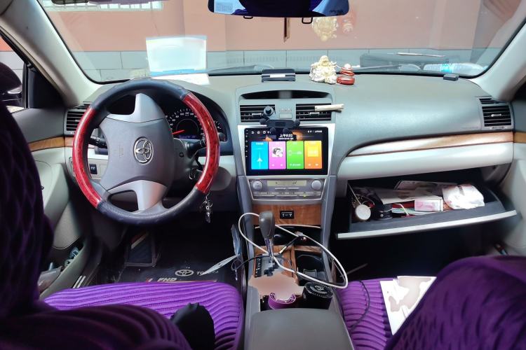 Used Toyota Camry 2011 200E Elite Sunroof Edition Center Console