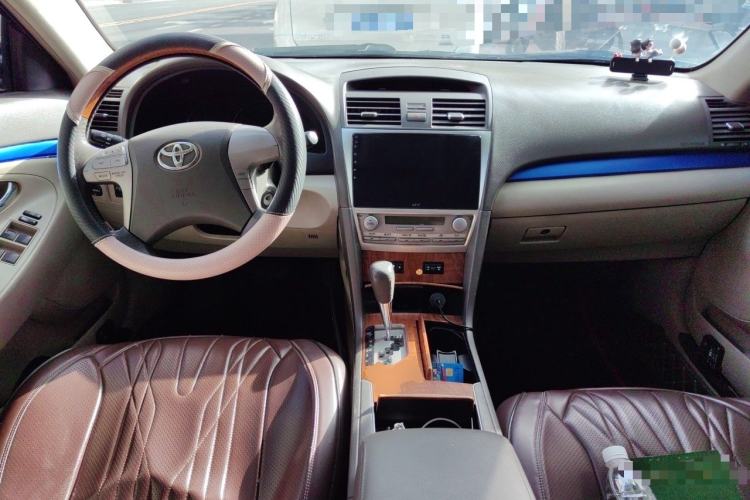 Used Toyota Camry 2011 200G Classic Anniversary Edition Center Console