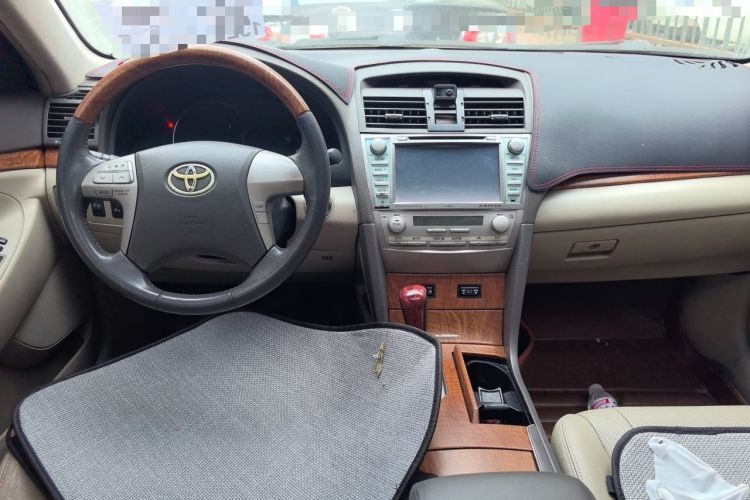 Used Toyota Camry 2011 200G Classic Anniversary Edition Center Console