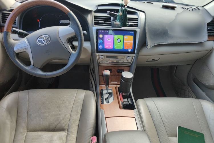 Used Toyota Camry 2011 200G Classic Anniversary Edition Center Console