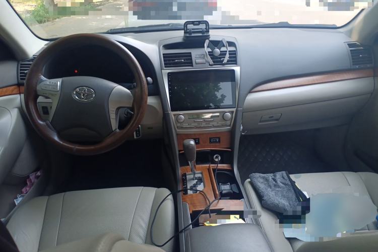 Used Toyota Camry 2011 200G Classic Anniversary Edition Center Console