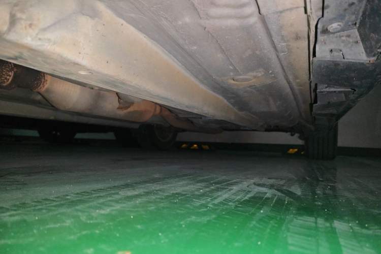 Used Toyota Camry 2011 240G Classic Anniversary Edition Chassis Front Left