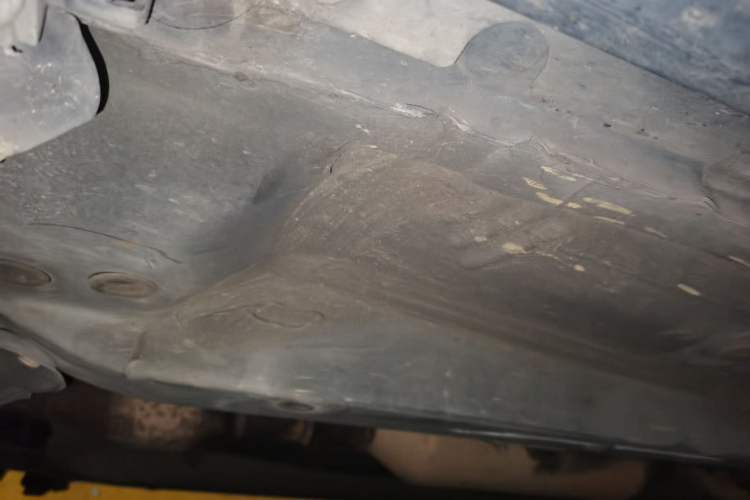 Used Toyota Camry 2011 240G Luxury Anniversary Edition Chassis Front Left
