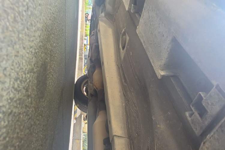 Used Toyota Camry 2011 240G Classic Anniversary Edition Chassis Front Left