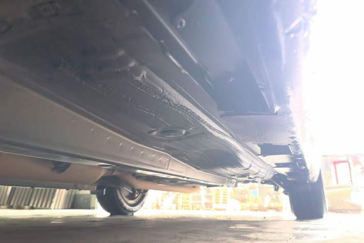 Used Toyota Camry 2011 240G Classic Anniversary Edition Chassis Front Left