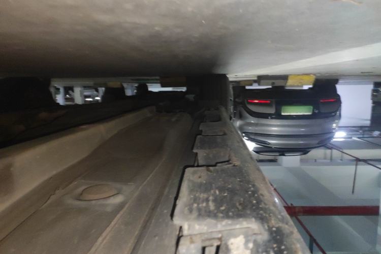 Used Toyota Camry 2011 240G Luxury Anniversary Edition Chassis Front Right