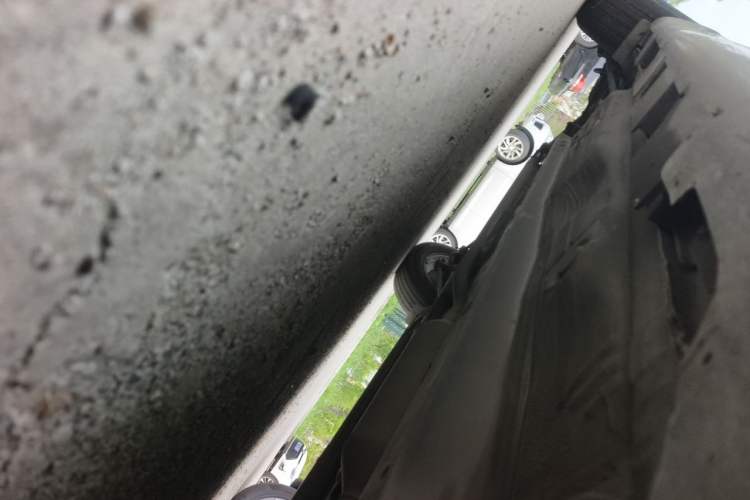 Used Toyota Camry 2011 240G Classic Anniversary Edition Chassis Front Right