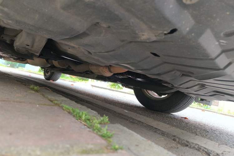 Used Toyota Camry 2011 240G Classic Anniversary Edition Chassis Front Right