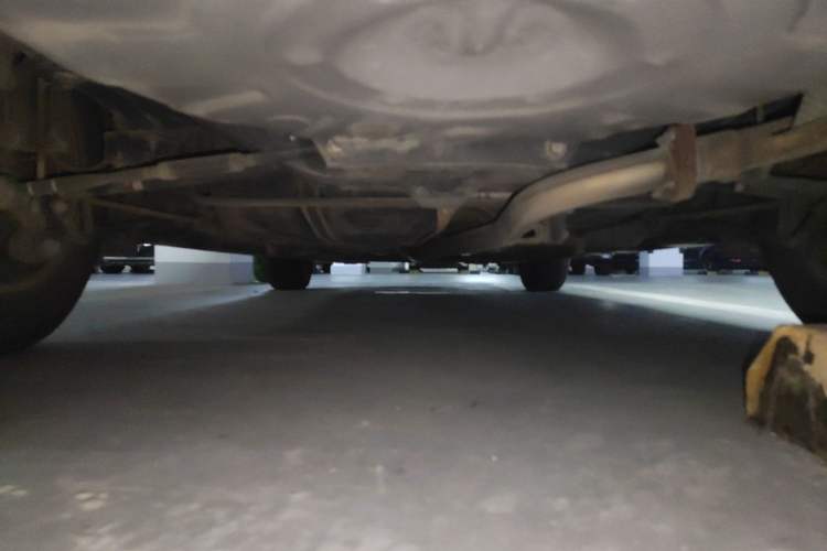 Used Toyota Camry 2011 240G Luxury Anniversary Edition Chassis Rear