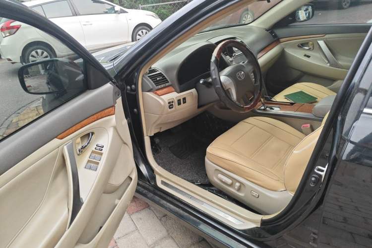 Used Toyota Camry 2011 240G Classic Anniversary Edition Driver Seat