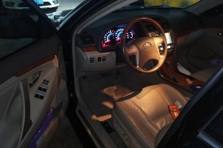 Used Toyota Camry 2011 240G Luxury Anniversary Edition Driver Seat