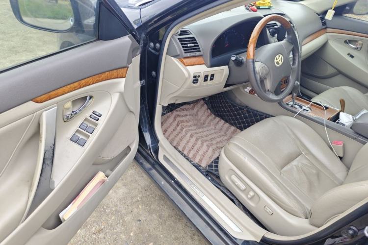 Used Toyota Camry 2011 200G Classic Anniversary Edition Driver Seat