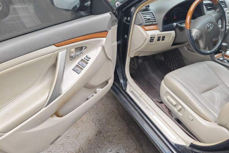 Used Toyota Camry 2011 200G Classic Anniversary Edition Driver Seat