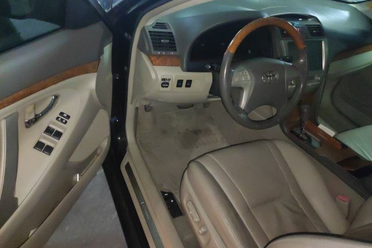 Used Toyota Camry 2011 240G Luxury Anniversary Edition Driver Seat