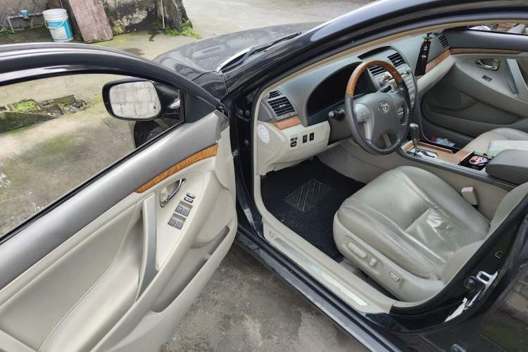 Used Toyota Camry 2011 200G Classic Anniversary Edition Driver Seat