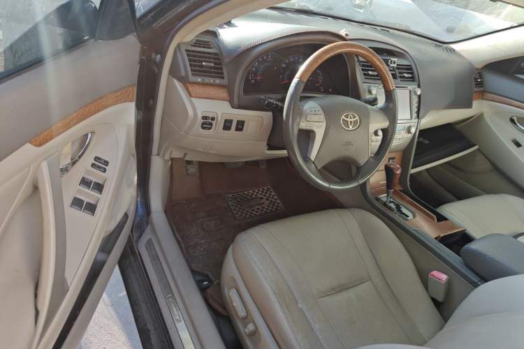 Used Toyota Camry 2011 200G Classic Anniversary Edition Driver Seat
