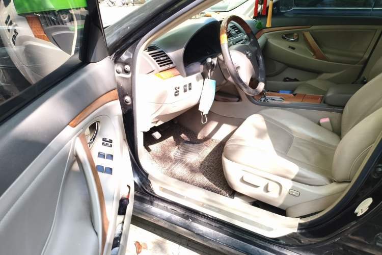 Used Toyota Camry 2011 200G Classic Anniversary Edition Driver Seat