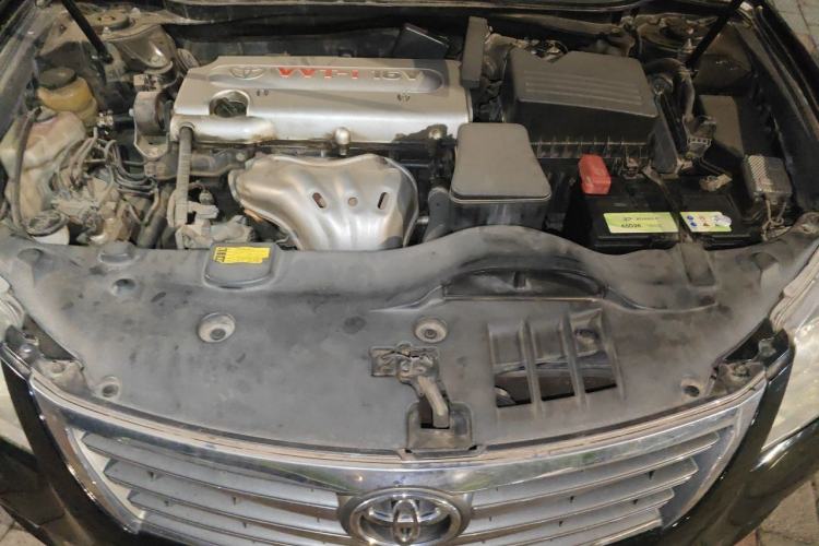 Used Toyota Camry 2011 240G Classic Anniversary Edition Engine Bay