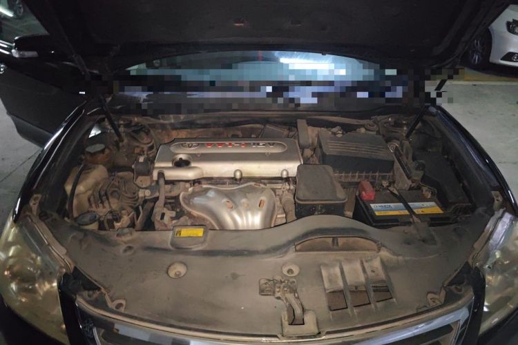 Used Toyota Camry 2011 200G Classic Anniversary Edition Engine Bay