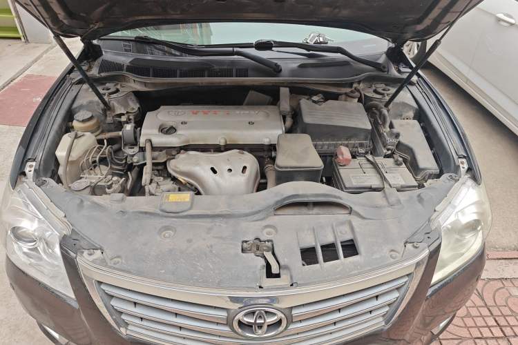 Used Toyota Camry 2011 240G Classic Anniversary Edition Engine Bay