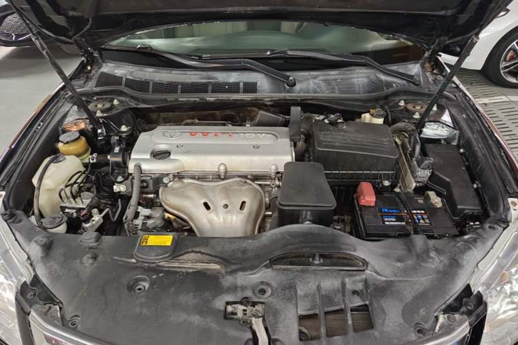 Used Toyota Camry 2011 200G Classic Anniversary Edition Engine Bay