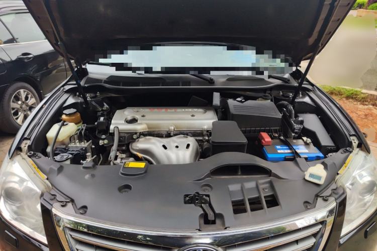 Used Toyota Camry 2011 240G Luxury Anniversary Edition Engine Bay