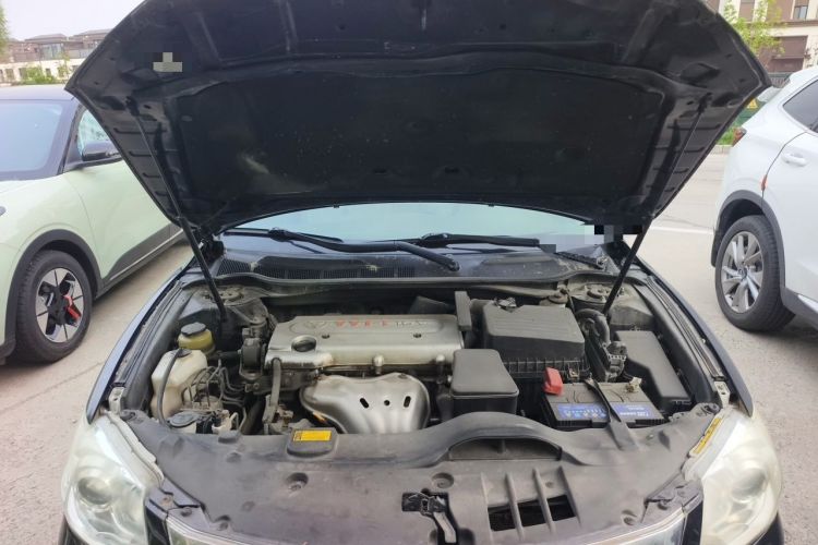 Used Toyota Camry 2011 240G Classic Anniversary Edition Engine Bay