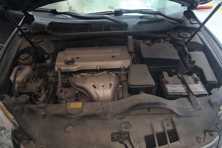 Used Toyota Camry 2011 240G Luxury Anniversary Edition Engine Bay