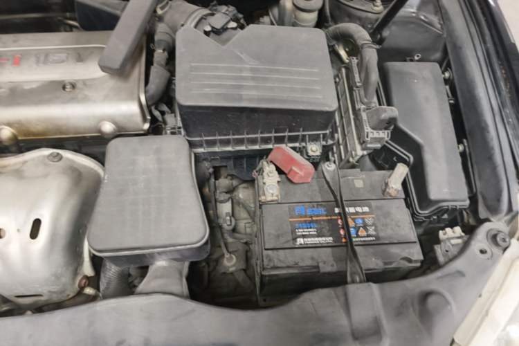 Used Toyota Camry 2011 200G Classic Anniversary Edition Engine Bay Left
