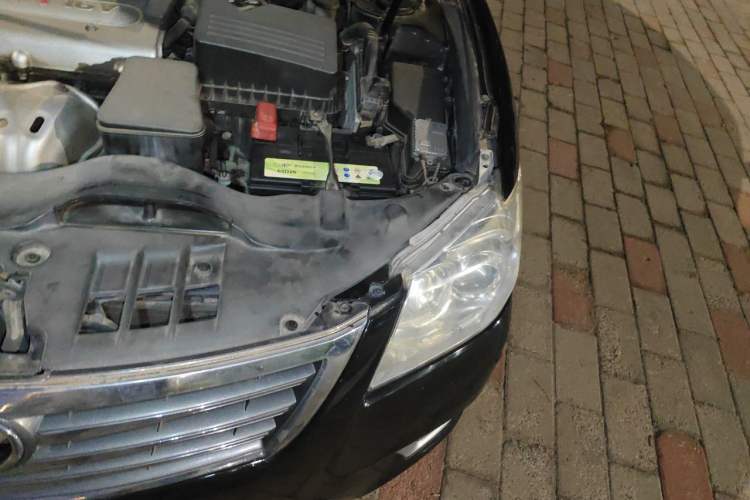 Used Toyota Camry 2011 240G Classic Anniversary Edition Engine Bay Left