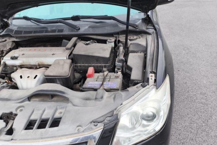 Used Toyota Camry 2011 240G Classic Anniversary Edition Engine Bay Left