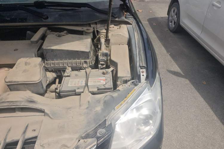 Used Toyota Camry 2011 200G Luxury Anniversary Edition Engine Bay Left