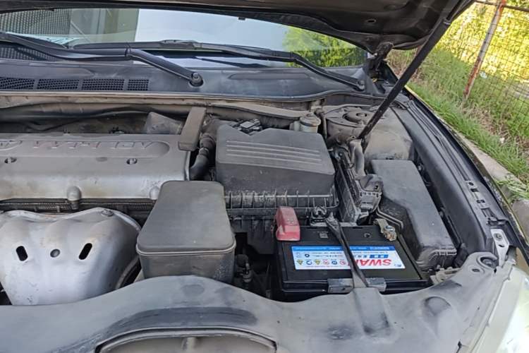 Used Toyota Camry 2011 200G Classic Anniversary Edition Engine Bay Left