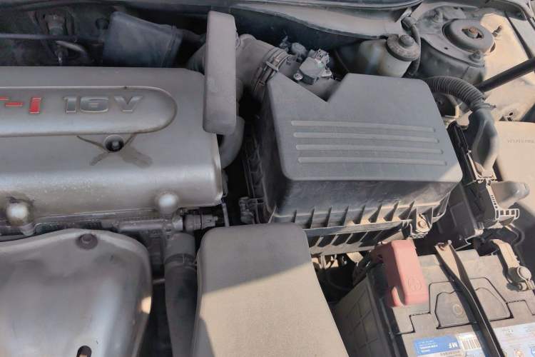Used Toyota Camry 2011 240G Classic Anniversary Edition Engine Bay Left