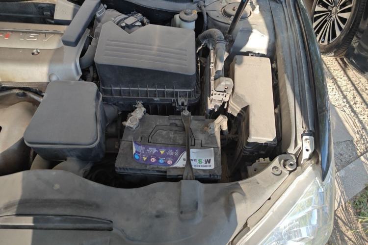 Used Toyota Camry 2011 200G Classic Anniversary Edition Engine Bay Left