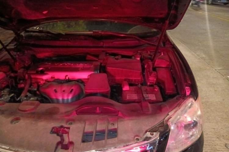 Used Toyota Camry 2011 200G Classic Anniversary Edition Engine Bay Left