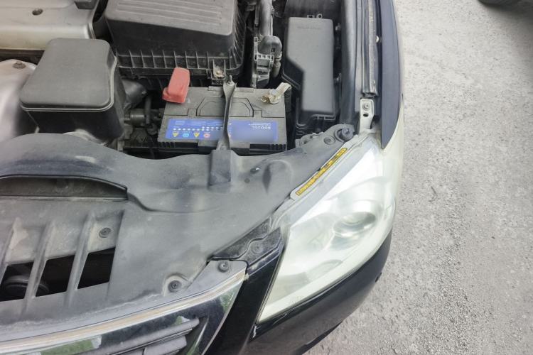 Used Toyota Camry 2011 240G Classic Anniversary Edition Engine Bay Left