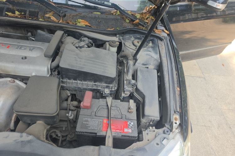 Used Toyota Camry 2011 240G Classic Anniversary Edition Engine Bay Left