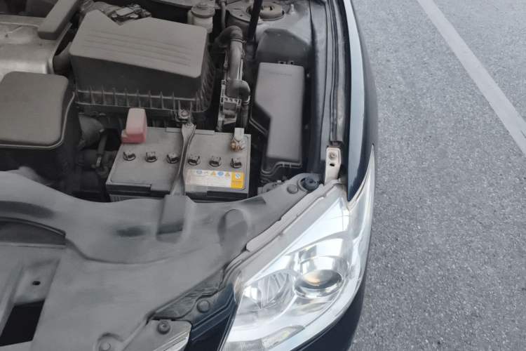 Used Toyota Camry 2011 200G Classic Anniversary Edition Engine Bay Left