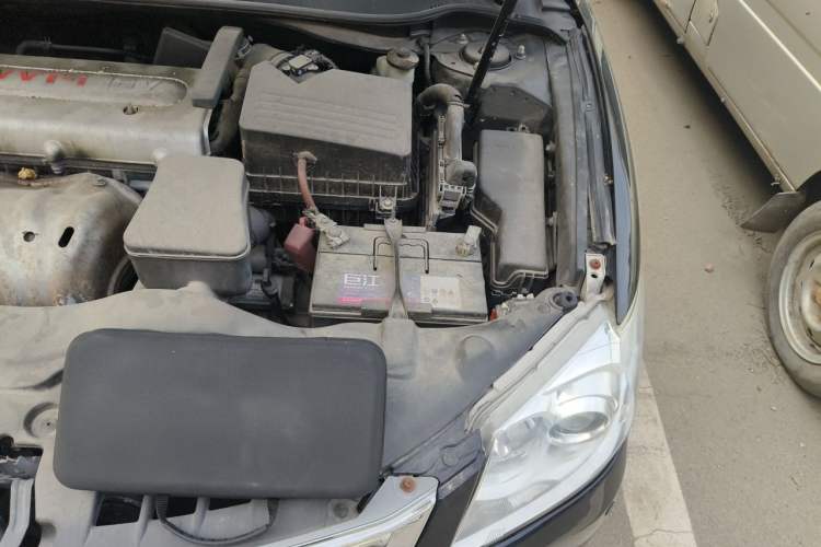 Used Toyota Camry 2011 200G Classic Anniversary Edition Engine Bay Left